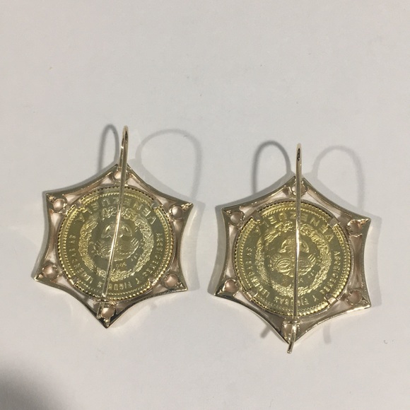 Vintage 22k Yellow Gold Venezuelan Coin Earrings - Picture 5 of 6